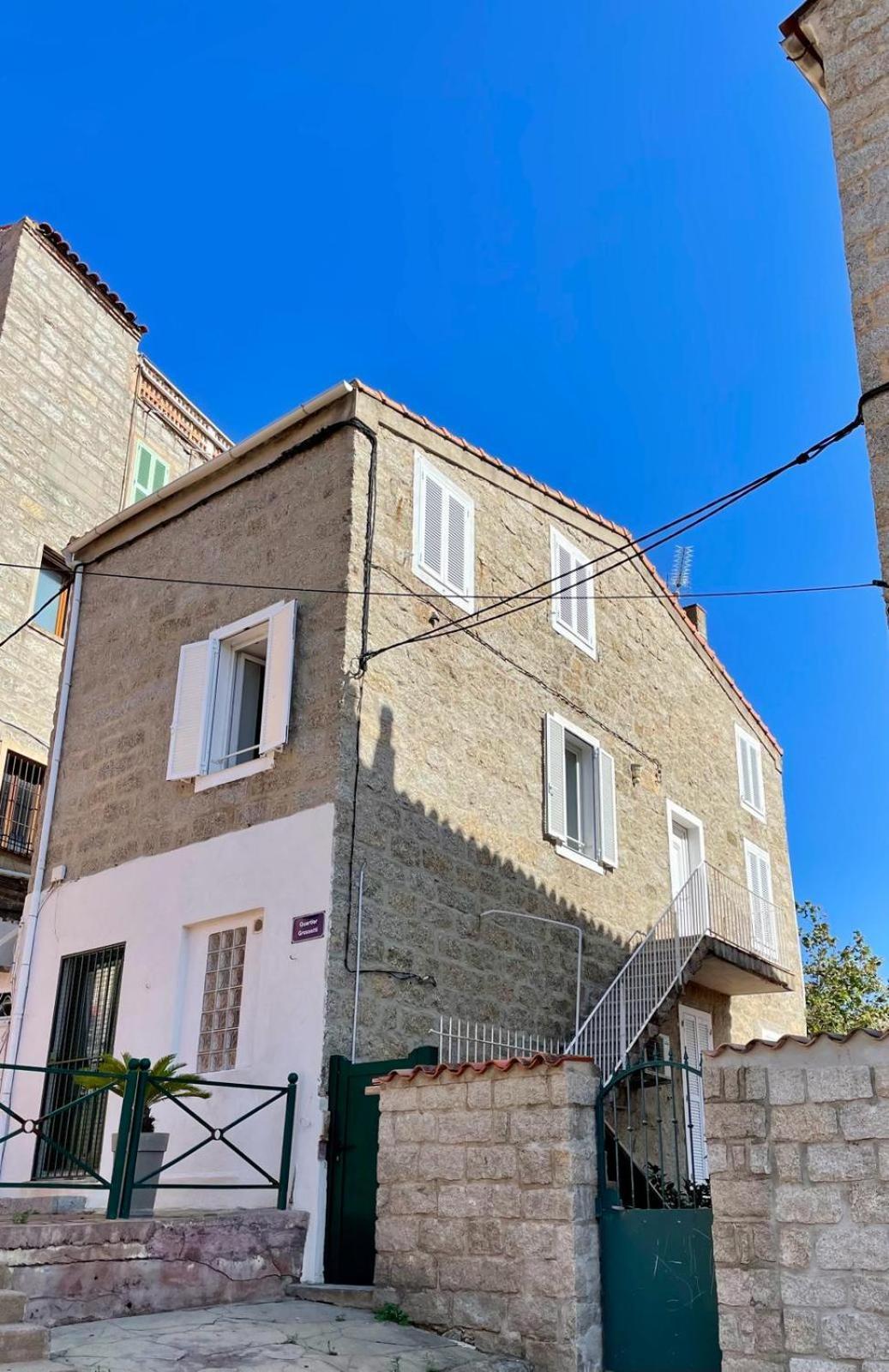 Duplex En Plein Centre Apartment Propriano  Exterior photo